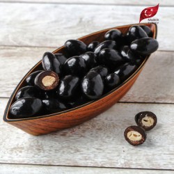 ملبس لوز مغطى شوكولا مر