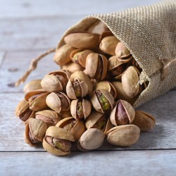 فستق محمص بدون ملح 